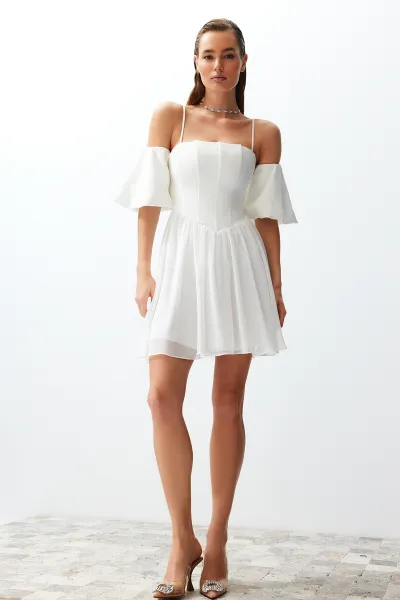 Trendyol Bridal White A-Cut Corset Detailed Woven Short Wedding/Wedding Elegant Evening Dress