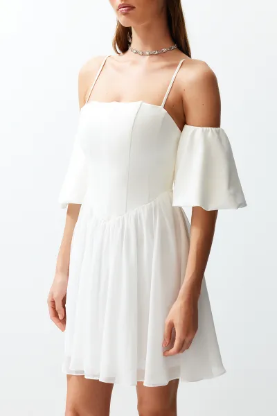 Trendyol Bridal White A-Cut Corset Detailed Woven Short Wedding/Wedding Elegant Evening Dress