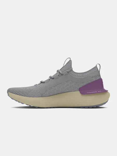 Šedé bežecké tenisky Under Armour UA W HOVR Phantom 3 SE