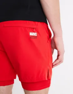Červené športové kraťasy Celio Marvel - Iron Man