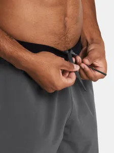 Tmavosivé športové kraťasy Under Armour UA Peak Woven Shorts