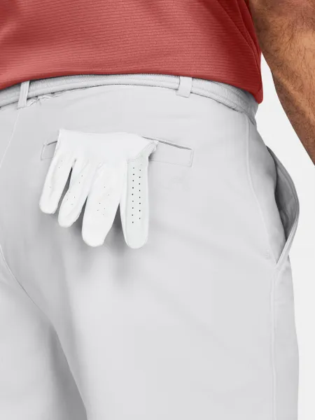 Svetlosivé športové kraťasy Under Armour UA Tech Taper Short