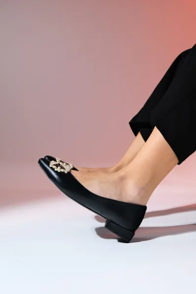 LuviShoes GHENT Čierne Kožené Perlové Kamenné Dámske Ploché Topánky