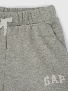 Sivé dievčenské teplákové kraťasy GAP