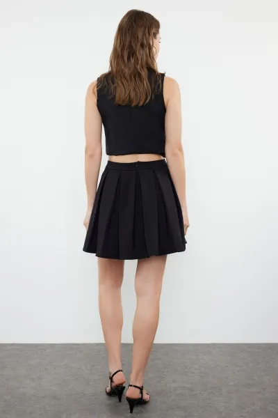 Trendyol Black Pleated Mini Woven Skirt
