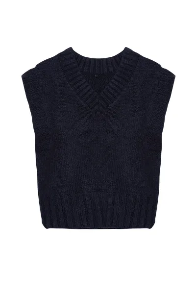 Trendyol Navy Blue Crop Soft Texture Knit Sweater
