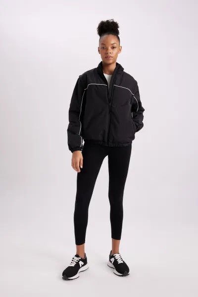 DEFACTO Fit Water Repellent Stand Collar Detachable Sleeve Detailed Pocket Lined Light Thin Coat