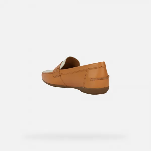 Light brown women's moccasins Geox Annytah Moc - Women's