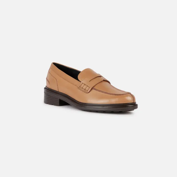 Light brown women's moccasins Geox Walk Pleasure - Women's