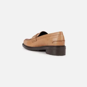 Light brown women's moccasins Geox Walk Pleasure - Women's