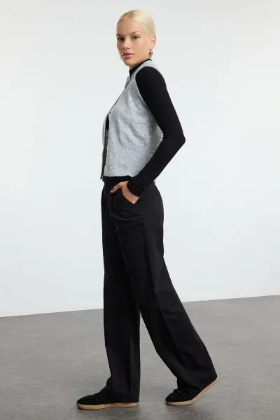 Trendyol Black Pleated Low Waist Wide Leg Trousers