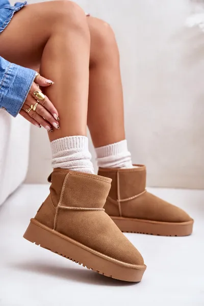 Leather suede snow boots on a platform above the ankles Camel Rianaella