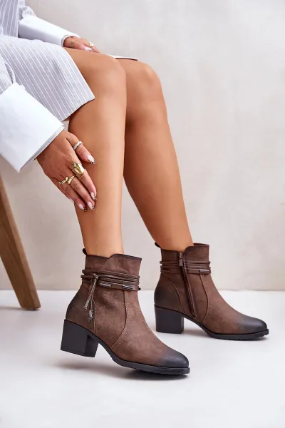 Women's ankle boots with heels insulated brown Lobina