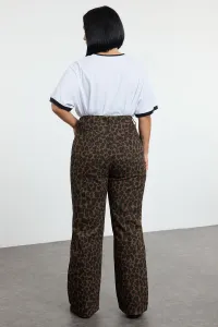 Trendyol Curve Brown High Waist Leopard Patterned Straight Fit Plus Size Jeans