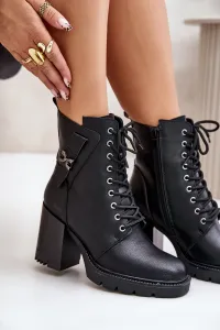 Insulated ankle boots with heels with gold details black Ivarisse