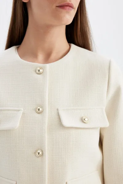 DEFACTO Crop Crew Neck Button-Down Blazer Jacket