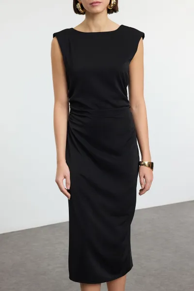 Trendyol Black Straight Cut Padded Woven Dress