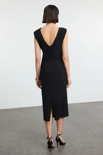 Trendyol Black Straight Cut Padded Woven Dress