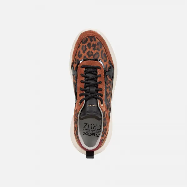 Brown women's sneakers Geox Nebula 2.0 X - Women's