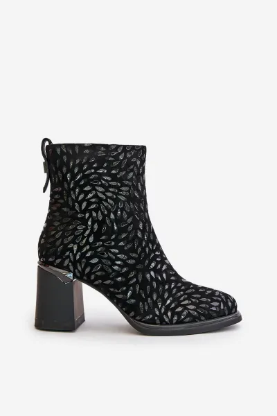 Suede ankle boots on a heel with decorative embossing D&A black