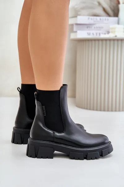 Insulated Chelsea slip-on ankle boots made of eco leather Big Star black
