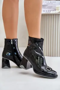 Patent leather ankle boots with heel insulated with D&A decoration black
