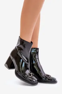 Patent leather ankle boots with heel insulated with D&A decoration black