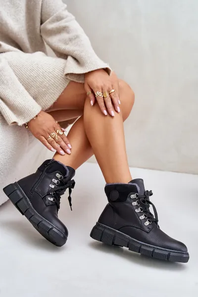 Women's insulated ankle boots with zip trapperky black Mevanisa
