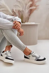Women's low sneakers made of eco leather Big Star white-gray