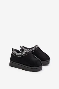 Children's ankle snow boots on a platform insulated with fur black Vilabria