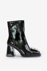 Lacquered women's ankle boots with D&A decoration black
