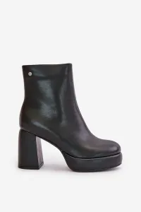 GOE natural leather ankle boots black