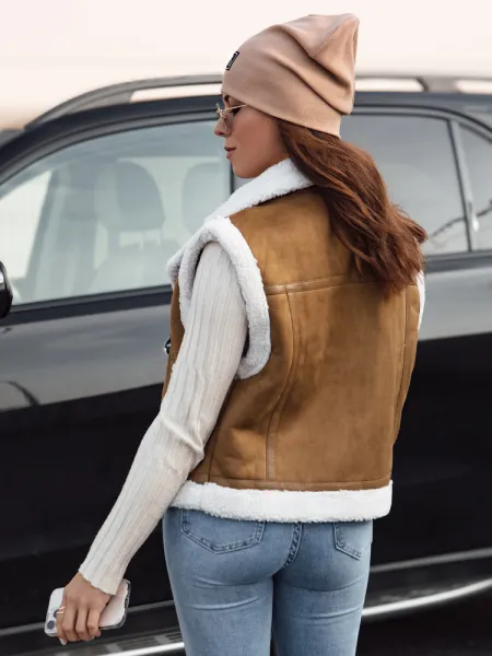 Dámska zamatová vesta s kožúškom WOOLZIP