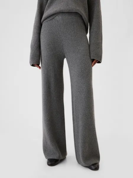 GAP Knitted trousers CashSoft - Women's