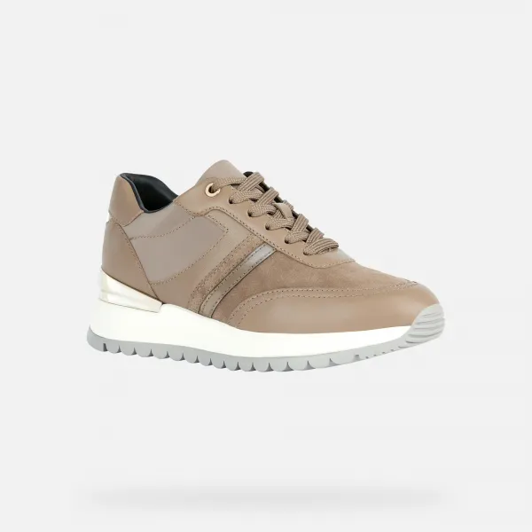 Brown women's sneakers Geox Desya - Women's