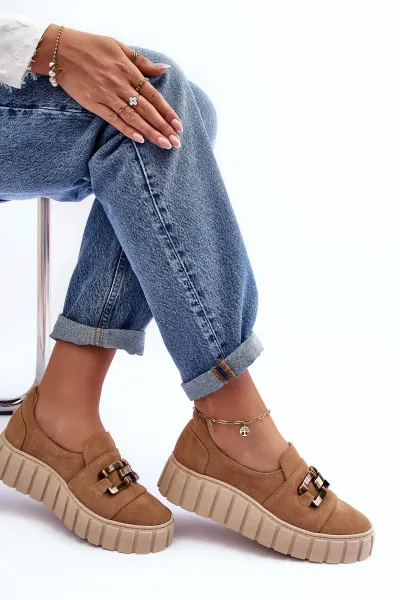 Lewski Shoes Dámske semišové topánky na platforme s dekoráciou Dark Beige Lewski 3398