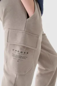 Chlapčenské zateplené tepláky 4F JUNIOR TROUSERS-JWAW24TTROM760-26S-WARM LIGHT GREY