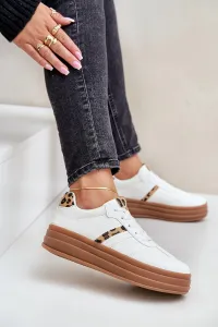 FG2 Pohodlné dámske športové topánky na platforme White Devan
