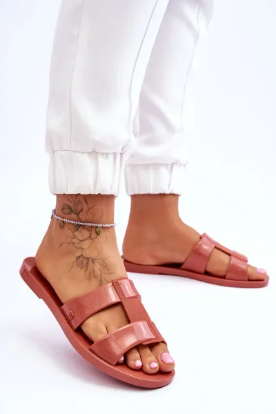 Módne vegánske flip -flops Zaxy