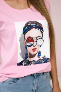 Blouse with women's graphics powder pink