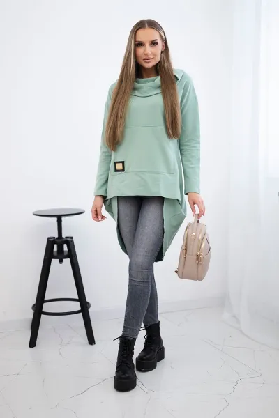 Sweatshirt with a long back and a hood in dark mint