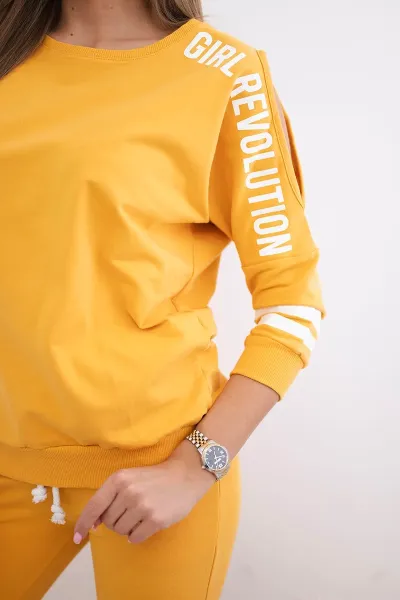 Girl Revolution Mustard Set
