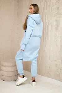 Insulated set with a long blue sweatshirt