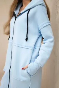 Insulated set with a long blue sweatshirt