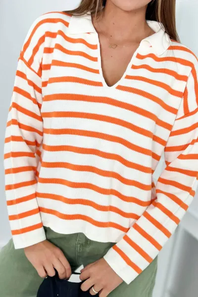 Striped sweater orange