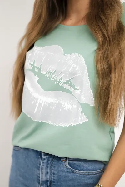 Blouse with dark mint lip print