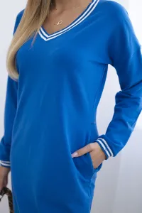 Dress with pockets and V-neckline cornflower blue