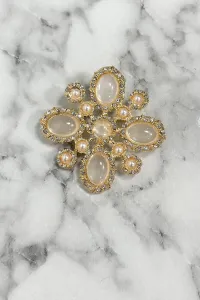 Floral brooch 2 white
