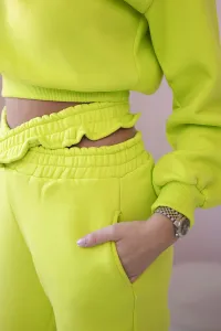 Insulated set with a short pistachio sweatshirt