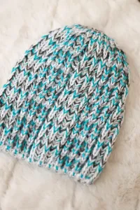 Women's cap Lora K312 turquoise + gray